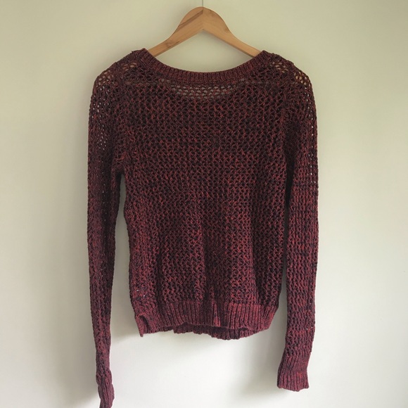 Old Navy Knitted Woman’s Sweater Size Medium - Picture 4 of 4